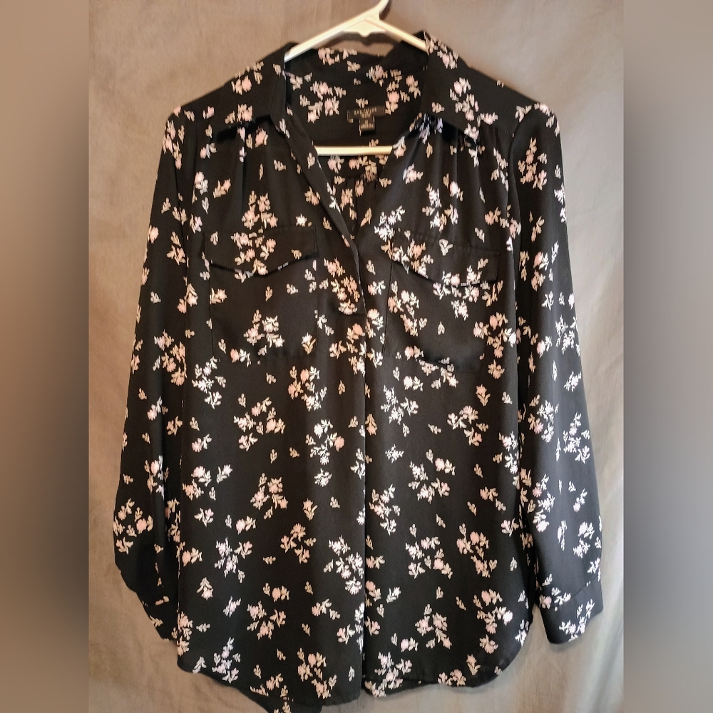 Ann Taylor Floral Black Long Sleeve Button Up Blouse